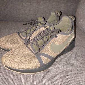 Nike Duel Racer knit tennis shoes Khaki Olive, men’s size 10